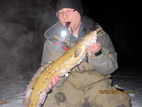 Lake, 2560g, Christoffer Thunman, 2011-01-13, hemligt